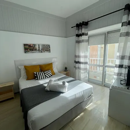 West Coast Guest house 2*
