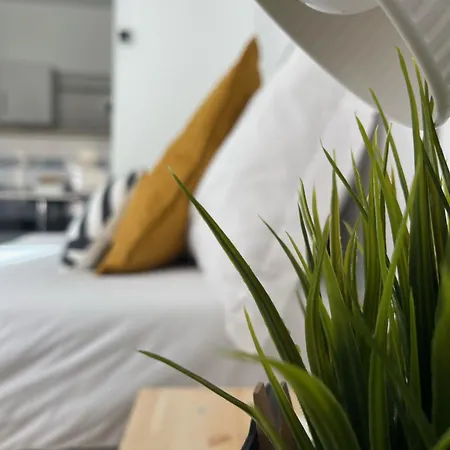 West Coast Guest house 2*